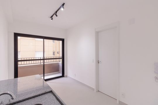 Cozinha - sala de apartamento para alugar com 1 quarto, 28m² em Vila Olímpia, São Paulo