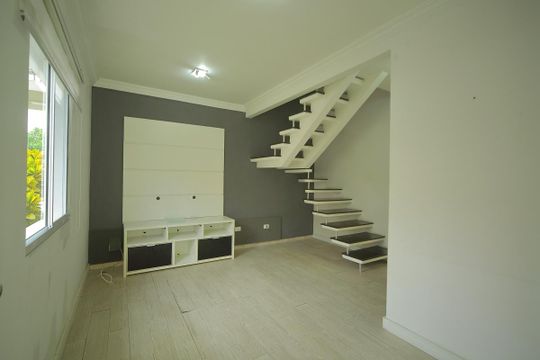 Casa de Condomínio para alugar com 2 quartos, 123m² em Nova Petrópolis, São Bernardo do Campo