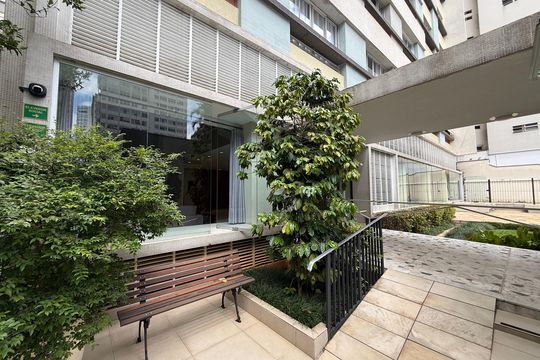 Entrada de apartamento para alugar com 3 quartos, 320m² em Consolação, São Paulo