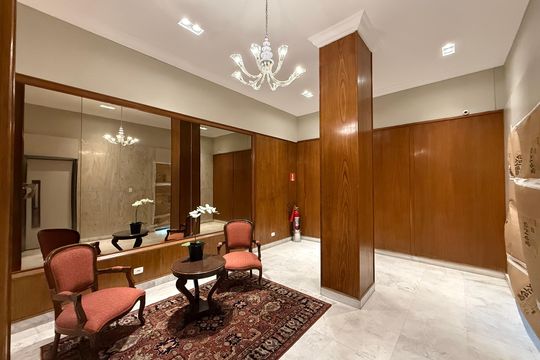 Hall de apartamento para alugar com 3 quartos, 320m² em Consolação, São Paulo