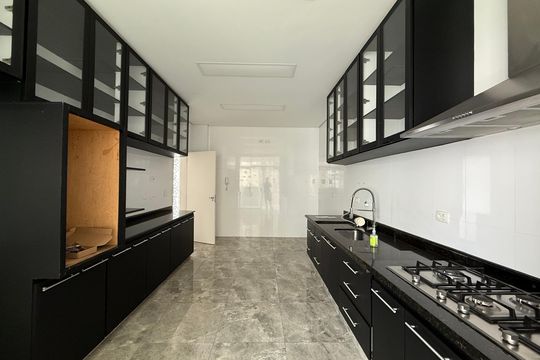 Cozinha de apartamento para alugar com 3 quartos, 320m² em Consolação, São Paulo