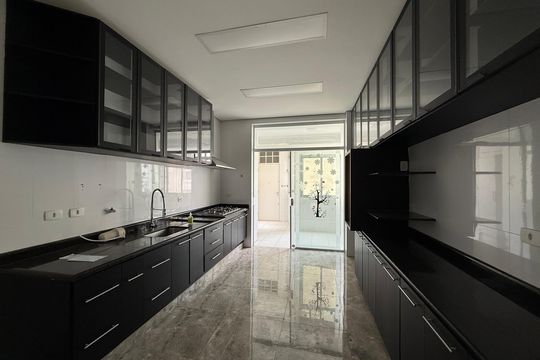 Cozinha de apartamento para alugar com 3 quartos, 320m² em Consolação, São Paulo