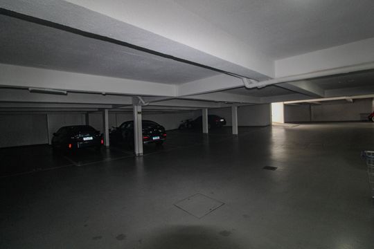 Garagem de apartamento para alugar com 3 quartos, 311m² em Vila Assunção, Porto Alegre