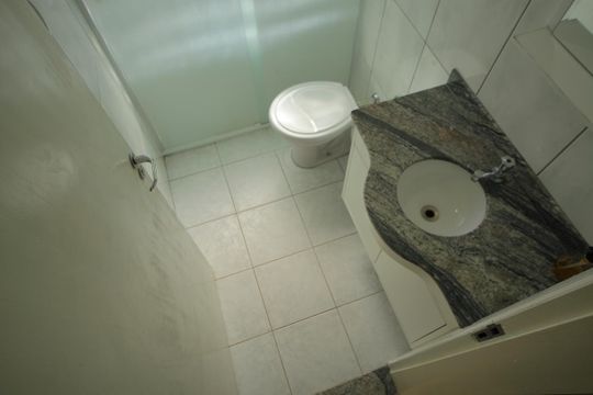 Banheiro de apartamento para alugar com 2 quartos, 60m² em Taboão, São Bernardo do Campo