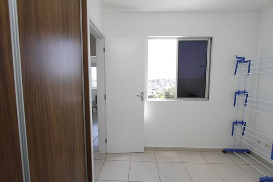 Quarto 1 de apartamento para alugar com 2 quartos, 54m² em Cinquentenario, Belo Horizonte