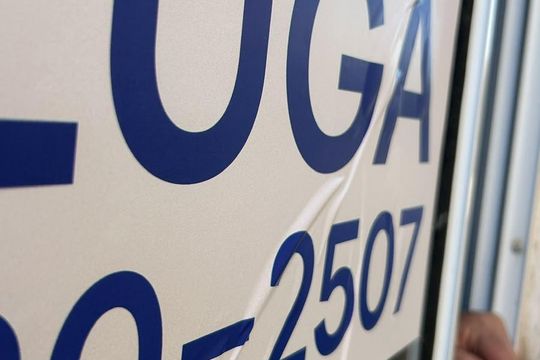 Placa  de apartamento à venda com 2 quartos, 39m² em Central, Gravataí