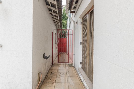 Área externa de casa à venda com 5 quartos, 160m² em Indianópolis, São Paulo