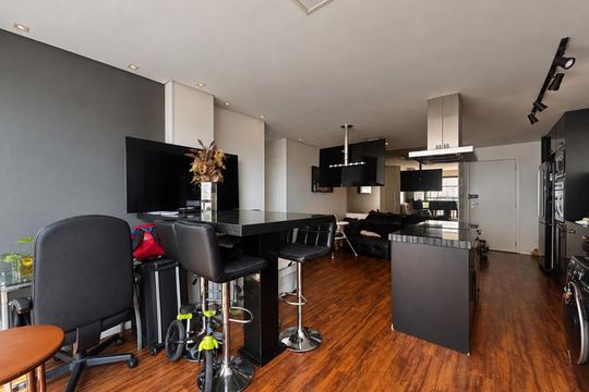 Sala de apartamento à venda com 2 quartos, 62m² em Continental, Osasco