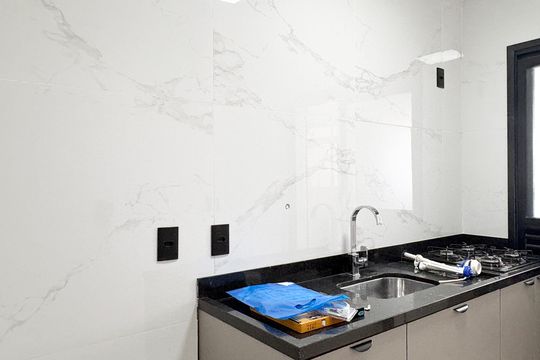 Cozinha de apartamento para alugar com 2 quartos, 62m² em Vila Bruna, São Paulo