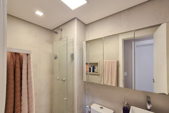 Banheiro Social de apartamento à venda com 2 quartos, 39m² em Parque Bristol, São Bernardo do Campo