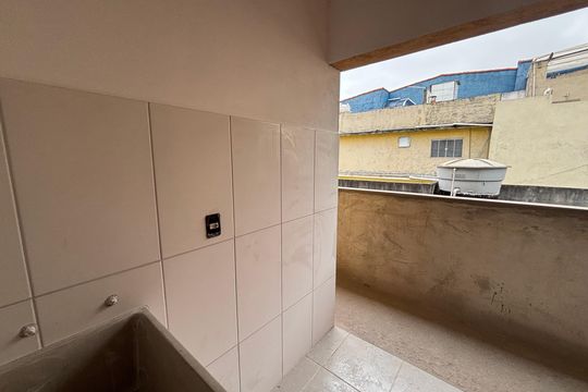 Área de Serviço de casa para alugar com 2 quartos, 36m² em Jardim Dayse, Ferraz de Vasconcelos