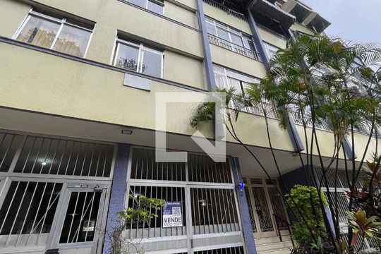 Fachada de apartamento à venda com 2 quartos, 50m² em Vila Isabel, Rio de Janeiro