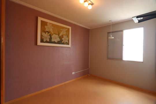 Quarto 1 de apartamento para alugar com 2 quartos, 50m² em Vila Ivone, São Paulo
