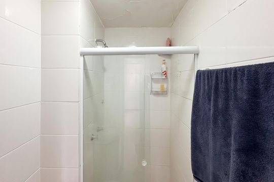 Banheiro Social de apartamento para alugar com 2 quartos, 42m² em Nova Petrópolis, São Bernardo do Campo