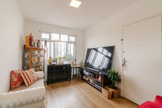 Apartamento à venda com 1 quarto, 50m² em Indianópolis, São Paulo