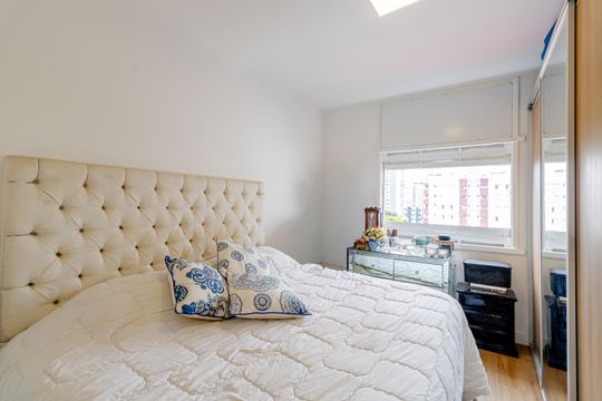 Quarto de apartamento à venda com 1 quarto, 50m² em Indianópolis, São Paulo