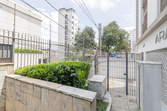 Área comum - frente do condomínio de apartamento à venda com 1 quarto, 50m² em Indianópolis, São Paulo