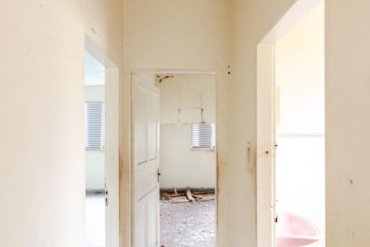 Corredor de casa à venda com 3 quartos, 216m² em Piqueri, São Paulo