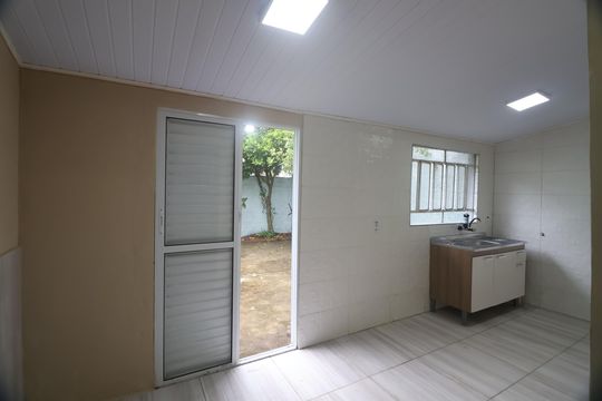 Cozinha de casa para alugar com 3 quartos, 80m² em São José, Canoas