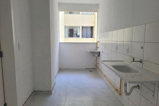 Cozinha de apartamento para alugar com 2 quartos, 46m² em Marapicu, Nova Iguaçu