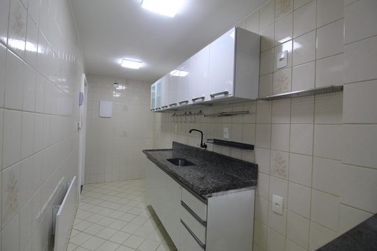 Cozinha de apartamento à venda com 1 quarto, 51m² em Freguesia (jacarepaguá), Rio de Janeiro