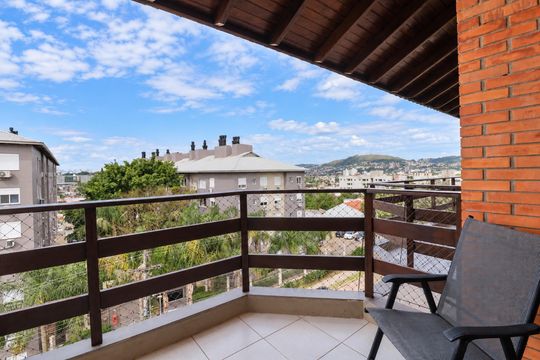 Sacada de apartamento à venda com 3 quartos, 177m² em Santa Tereza, Porto Alegre