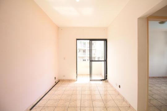 Apartamento à venda com 2 quartos, 53m² em Jardim Monte Alegre, Taboão da Serra