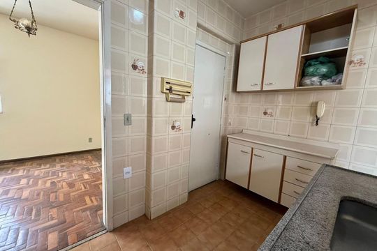 Cozinha  de apartamento à venda com 3 quartos, 160m² em Padre Eustáquio, Belo Horizonte