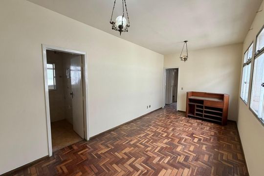 Apartamento à venda com 3 quartos, 160m² em Padre Eustáquio, Belo Horizonte