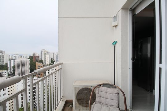 Varanda da Sala de kitnet/studio para alugar com 1 quarto, 48m² em Vila Andrade, São Paulo