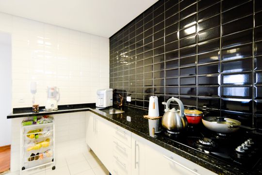Cozinha de apartamento à venda com 3 quartos, 68m² em Vila Augusta, Guarulhos