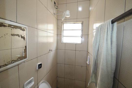 Banheiro de casa à venda com 1 quarto, 22m² em Vila Francos, São Paulo