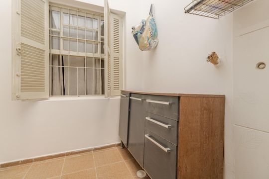 Área de serviço 1 de casa à venda com 3 quartos, 180m² em Indianópolis, São Paulo