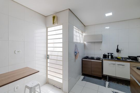 Cozinha de casa à venda com 3 quartos, 180m² em Indianópolis, São Paulo