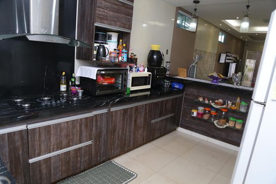 Cozinha de casa à venda com 9 quartos, 400m² em Setor Recanto das Minas Gerais, Goiânia