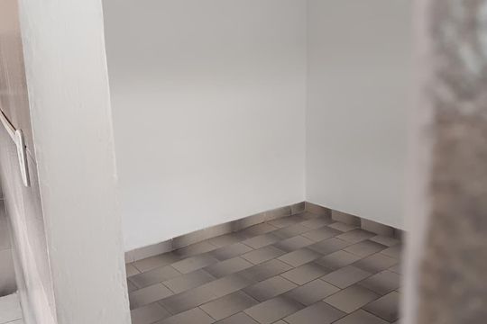 Quarto de kitnet/studio para alugar com 1 quarto, 48m² em Canhema, Diadema