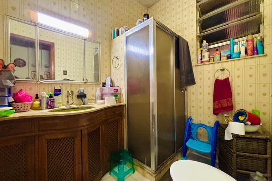 Banheiro de apartamento à venda com 3 quartos, 95m² em Copacabana, Rio de Janeiro