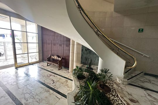 Hall de entrada de apartamento para alugar com 2 quartos, 96m² em Centro, São Vicente