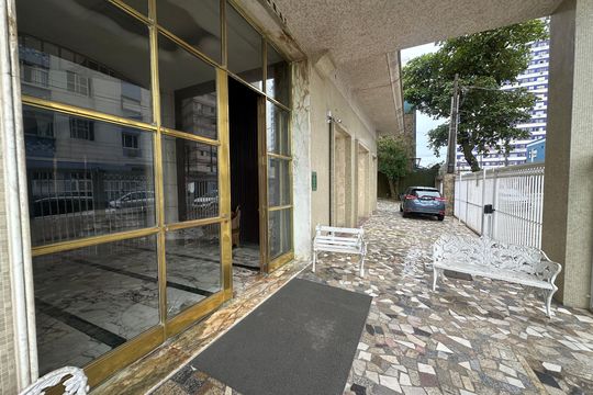 Hall de entrada de apartamento para alugar com 2 quartos, 96m² em Centro, São Vicente