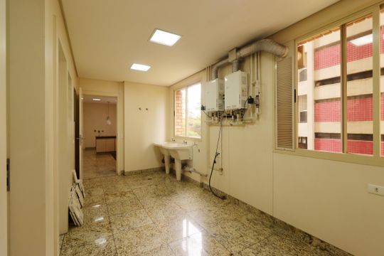Área de Serviço de apartamento para alugar com 4 quartos, 315m² em Jardim, Santo André