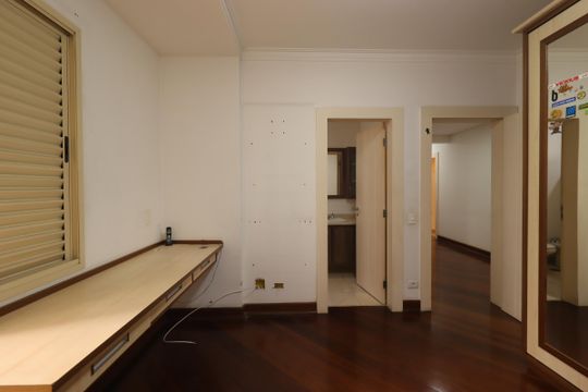 Suíte 2 de apartamento para alugar com 4 quartos, 315m² em Jardim, Santo André
