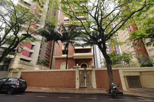 Fachada de apartamento para alugar com 4 quartos, 315m² em Jardim, Santo André