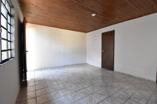 Casa para alugar com 3 quartos, 65m² em Capão Raso, Curitiba