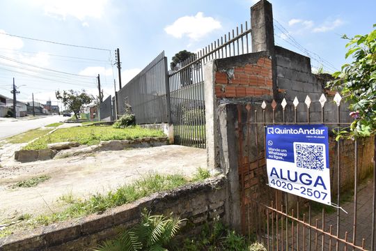 Placa de casa para alugar com 3 quartos, 65m² em Capão Raso, Curitiba