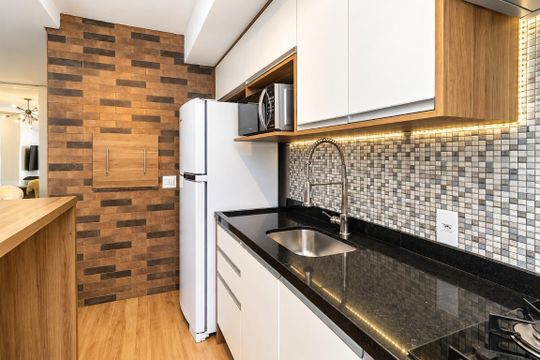 Cozinha de apartamento para alugar com 2 quartos, 70m² em Farrapos, Porto Alegre
