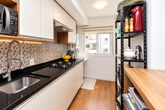 Cozinha de apartamento para alugar com 2 quartos, 70m² em Farrapos, Porto Alegre