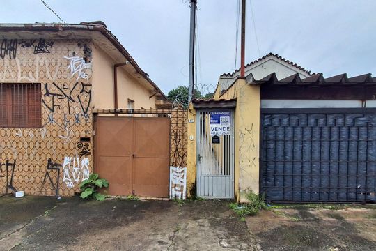 Fachada de casa para alugar com 2 quartos, 45m² em Penha de França, São Paulo