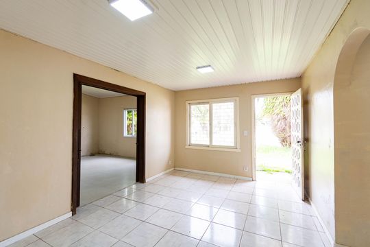 Casa à venda com 2 quartos, 70m² em Harmonia, Canoas