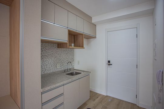 Cozinha de kitnet/studio à venda com 1 quarto, 19m² em Ipiranga, São Paulo