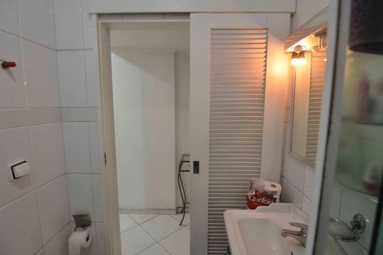 Banheiro e Área de Serviço de kitnet/studio para alugar com 1 quarto, 35m² em Tijuca, Rio de Janeiro
